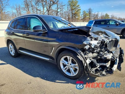 Czwarte zdjęcie samochodu z boku: 2021 BMW X3 XDRIVE30I VIN:5UXTY5C05M9G31330 - miniatura