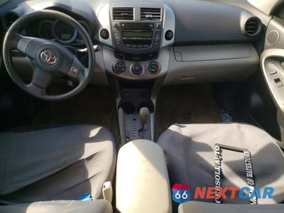 Zdjęcie 8 z 12 samochodu: 2010 TOYOTA RAV4 BASE VIN:JTMBF4DV2A5027340 - miniatura