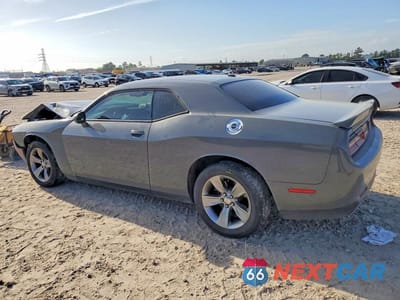 Drugie zdjęcie samochodu z przodu: 2019 DODGE CHALLENGER SXT VIN:2C3CDZAG7KH632370 - miniatura