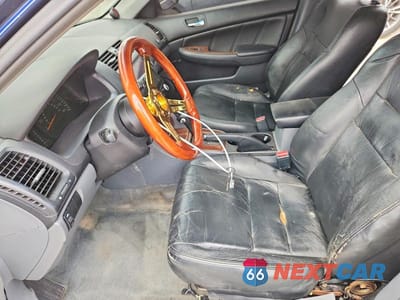 Zdjęcie 7 z 12 samochodu: 2004 HONDA ACCORD EX VIN:1HGCM56644A151029 - miniatura
