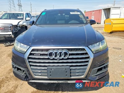 Piąte zdjęcie samochodu w środku: 2017 AUDI Q7 PRESTIGE VIN:WA1VAAF70HD012662 - miniatura
