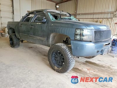 Czwarte zdjęcie samochodu z boku: 2007 CHEVROLET SILVERADO C1500 CREW CAB VIN:2GCEC13C771615958 - miniatura