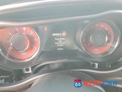 Zdjęcie 9 z 12 samochodu: 2016 DODGE CHALLENGER SRT HELLCAT VIN:2C3CDZC93GH314347 - miniatura