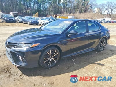 2020 TOYOTA CAMRY SE 4T1G11AK4LU926900 - główne zdjęcie licytacji z USA - miniatura