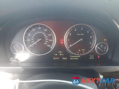 Zdjęcie 9 z 12 samochodu: 2017 BMW X5 SDRIVE35I VIN:5UXKR2C51H0U18997 - miniatura