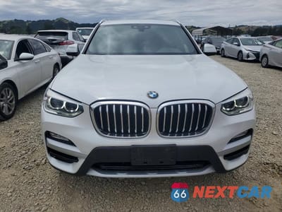 Piąte zdjęcie samochodu w środku: 2019 BMW X3 XDRIVE30I VIN:5UXTR9C59KLR04900 - miniatura