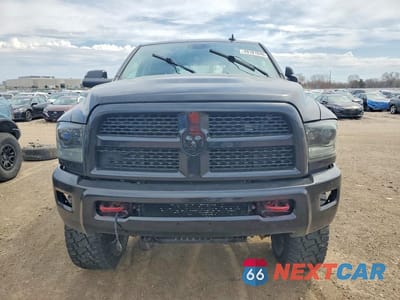 Piąte zdjęcie samochodu w środku: 2015 RAM 2500 LARAMIE VIN:3C6UR5FLXFG710489 - miniatura