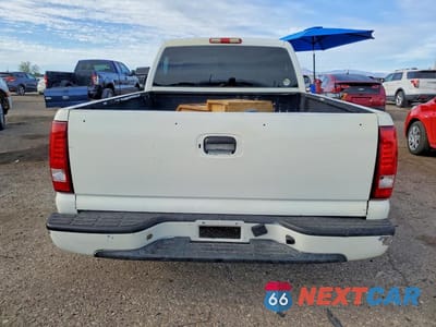 Zdjęcie 6 z 12 samochodu: 2003 GMC NEW SIERRA C1500 VIN:1GTEC14X73Z180779 - miniatura