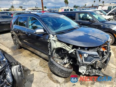 Czwarte zdjęcie samochodu z boku: 2023 KIA NIRO EV WIND VIN:KNDCR3L15P5072771 - miniatura