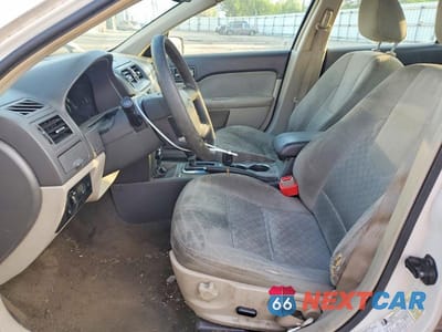 Zdjęcie 7 z 12 samochodu: 2010 FORD FUSION SE VIN:3FAHP0HA3AR413288 - miniatura