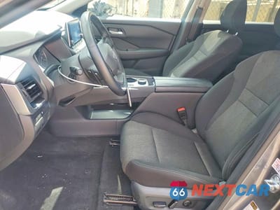 Zdjęcie 7 z 12 samochodu: 2025 NISSAN ROGUE SV VIN:5N1BT3BB1SC815479 - miniatura