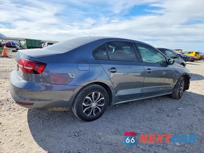 Trzecie zdjęcie samochodu z tyłu: 2016 VOLKSWAGEN JETTA S VIN:3VW267AJXGM399480 - miniatura