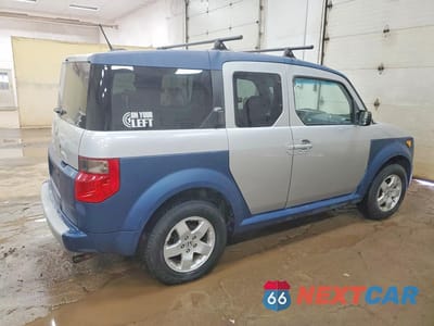 Trzecie zdjęcie samochodu z tyłu: 2005 HONDA ELEMENT EX VIN:5J6YH286X5L023916 - miniatura