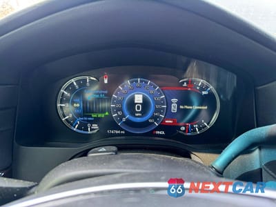 Zdjęcie 8 z 14 samochodu: 2017 CADILLAC ESCALADE LUXURY VIN:1GYS4BKJ6HR196848 - miniatura