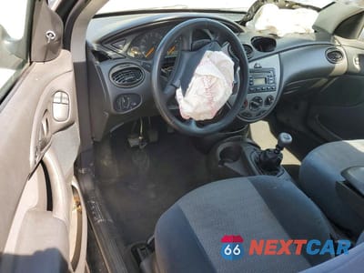 Zdjęcie 8 z 13 samochodu: 2001 FORD FOCUS ZX3 VIN:3FAFP31301R186761 - miniatura