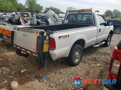 Trzecie zdjęcie samochodu z tyłu: 2007 FORD F250 SUPER DUTY VIN:1FTSF21P37EA02529 - miniatura