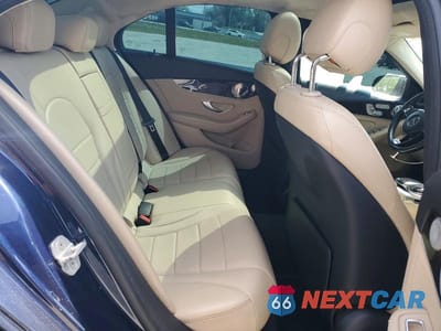 Zdjęcie 10 z 11 samochodu: 2015 MERCEDES-BENZ C 300 4MATIC VIN:55SWF4KB4FU069281 - miniatura
