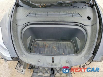 Zdjęcie 12 z 14 samochodu: 2024 TESLA MODEL Y VIN:7SAYGDEE0RA221963 - miniatura