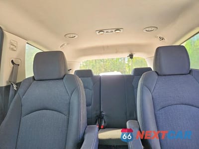 Zdjęcie 10 z 12 samochodu: 2016 CHEVROLET TRAVERSE LT VIN:1GNKRGKDXGJ300678 - miniatura