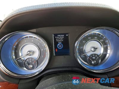 Zdjęcie 9 z 13 samochodu: 2012 CHRYSLER 300 VIN:2C3CCAAGXCH166147 - miniatura