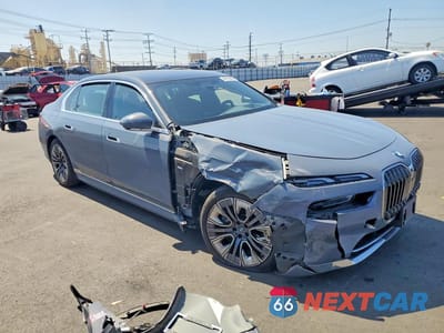 Czwarte zdjęcie samochodu z boku: 2024 BMW I7 XDRIVE60 VIN:WBY53EJ01RCP46105 - miniatura