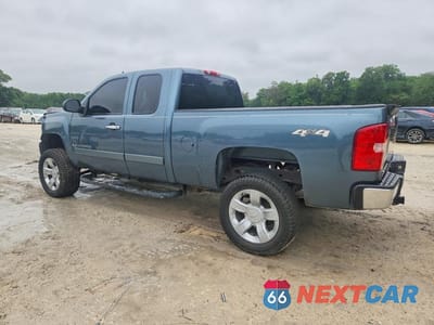 Drugie zdjęcie samochodu z przodu: 2008 CHEVROLET SILVERADO K1500 VIN:2GCEK19J381121008 - miniatura