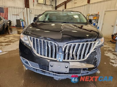 Piąte zdjęcie samochodu w środku: 2011 LINCOLN MKX VIN:2LMDJ6JK4BBJ02968 - miniatura