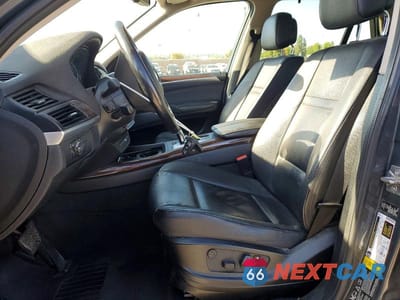 Zdjęcie 7 z 13 samochodu: 2013 BMW X5 XDRIVE35I VIN:5UXZV4C55D0B10976 - miniatura