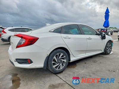 Trzecie zdjęcie samochodu z tyłu: 2017 HONDA CIVIC EX VIN:19XFC2F71HE032766 - miniatura