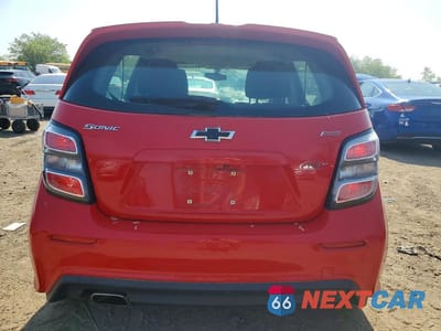 Zdjęcie 6 z 12 samochodu: 2019 CHEVROLET SONIC LT VIN:1G1JD6SB4K4108734 - miniatura