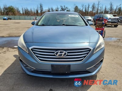 Piąte zdjęcie samochodu w środku: 2017 HYUNDAI SONATA SE VIN:5NPE24AF6HH555995 - miniatura