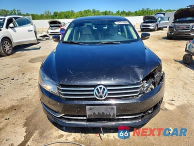 Piąte zdjęcie samochodu w środku: 2015 VOLKSWAGEN PASSAT SE VIN:1VWBT7A35FC091384 - miniatura