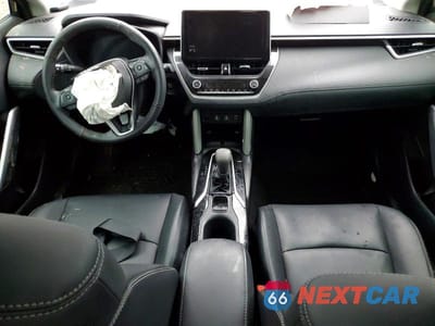 Zdjęcie 8 z 12 samochodu: 2024 TOYOTA COROLLA CROSS XLE VIN:7MUDAAAG5RV106170 - miniatura