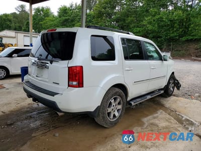 Trzecie zdjęcie samochodu z tyłu: 2011 HONDA PILOT TOURING VIN:5FNYF3H99BB044119 - miniatura