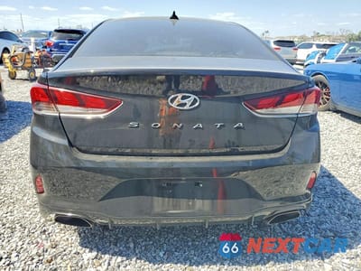 Zdjęcie 6 z 13 samochodu: 2018 HYUNDAI SONATA SPORT VIN:5NPE34AF1JH696850 - miniatura