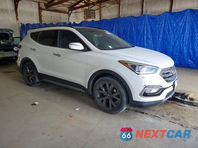 Czwarte zdjęcie samochodu z boku: 2017 HYUNDAI SANTA FE SPORT 2.0T ULTIMATE VIN:5XYZWDLA8HG478402 - miniatura