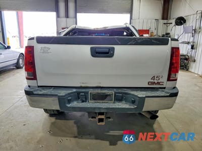 Zdjęcie 6 z 12 samochodu: 2011 GMC SIERRA K2500 SLE VIN:1GT120CG3BF194000 - miniatura