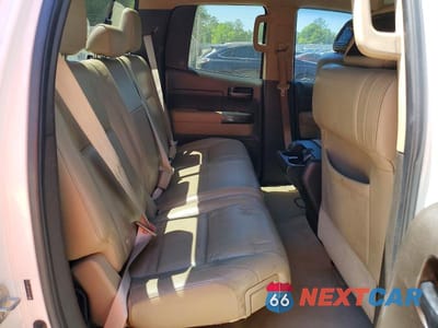 Zdjęcie 10 z 12 samochodu: 2008 TOYOTA TUNDRA SR5 VIN:5TBRV54198S475818 - miniatura