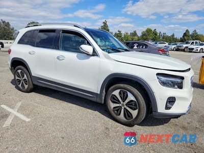 Czwarte zdjęcie samochodu z boku: 2024 MERCEDES-BENZ GLB 250 4MATIC VIN:W1N4M4HB8RW378590 - miniatura