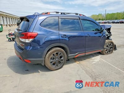 Trzecie zdjęcie samochodu z tyłu: 2021 SUBARU FORESTER SPORT VIN:JF2SKARC3MH592573 - miniatura