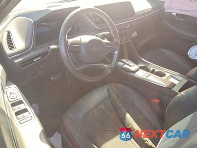 Zdjęcie 8 z 12 samochodu: 2022 HYUNDAI SONATA SEL PLUS VIN:5NPEJ4J29NH138835 - miniatura