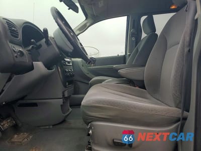 Zdjęcie 7 z 13 samochodu: 2006 DODGE GRAND CARAVAN SXT VIN:2D4GP44L36R600454 - miniatura