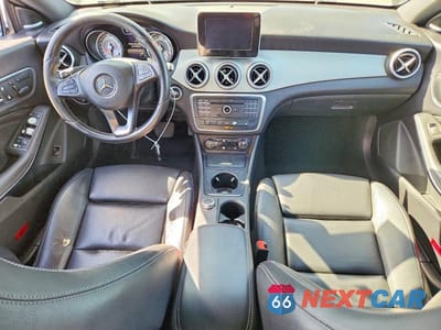 Zdjęcie 8 z 11 samochodu: 2016 MERCEDES-BENZ CLA 250 VIN:WDDSJ4EB1GN372862 - miniatura