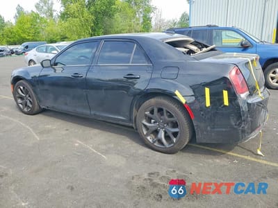Drugie zdjęcie samochodu z przodu: 2022 CHRYSLER 300 TOURING L VIN:2C3CCADG8NH178988 - miniatura