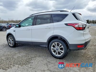 Drugie zdjęcie samochodu z przodu: 2017 FORD ESCAPE SE VIN:1FMCU9GDXHUA37328 - miniatura