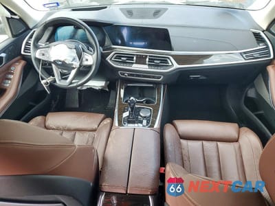 Zdjęcie 8 z 13 samochodu: 2021 BMW X7 XDRIVE40I VIN:5UXCW2C07M9F47174 - miniatura