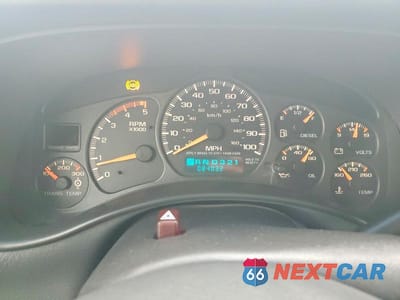 Zdjęcie 9 z 11 samochodu: 2001 CHEVROLET SILVERADO K3500 VIN:1GCJK391X1E320751 - miniatura