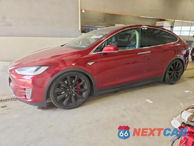 2016 TESLA MODEL X 5YJXCAE44GFF00068 - główne zdjęcie licytacji z USA - miniatura