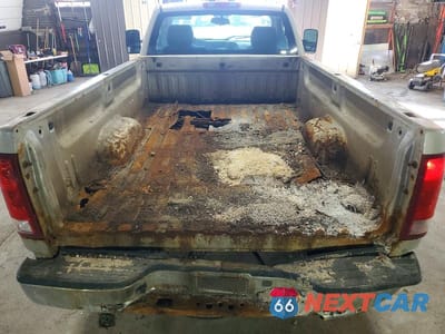 Zdjęcie 10 z 11 samochodu: 2008 GMC SIERRA K3500 VIN:1GTHK34KX8E132952 - miniatura