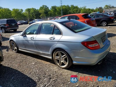 Drugie zdjęcie samochodu z przodu: 2013 MERCEDES-BENZ C 250 VIN:WDDGF4HB9DA781391 - miniatura